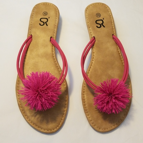 Shoes - Pink sandals sz 10